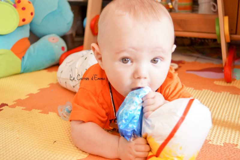 sac sensoriel, activité, sensory bag, bébé