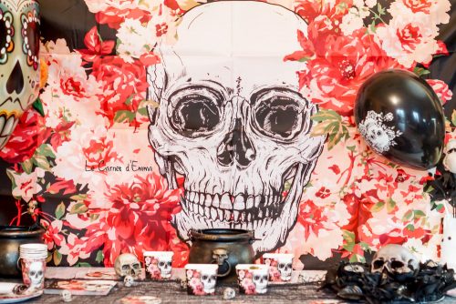 Décoration de table pour Halloween avec Jour de Fête. Thème Crâne et Fleurs Décoration fête des morts mexicaine Dia de los muertos