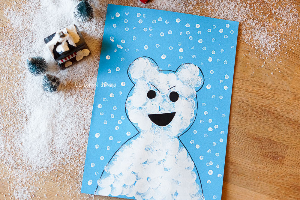 Activité manuelle sur le thème de l'hiver avec la création d'un ourson à la peinture. Une idée simple et rapide pour petits et grands enfants